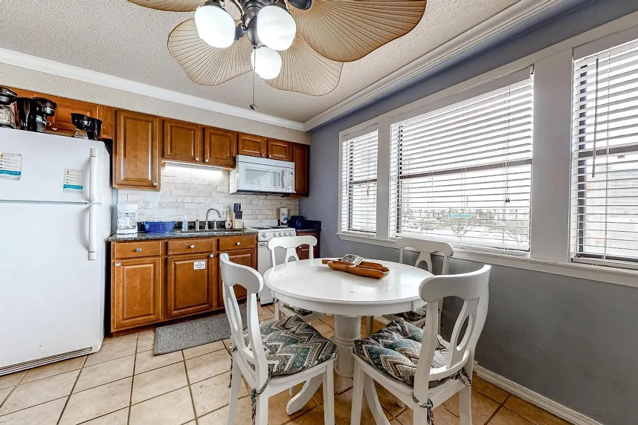 Hotel The Inn At St. Thomas Square #1208A Panama City Beach United States