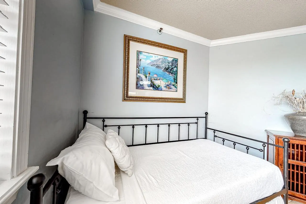 The Inn At St. Thomas Square #1208A Panama City Beach Hotel